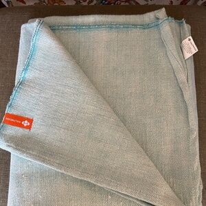 Halfmoon 100% cotton Yoga blanket